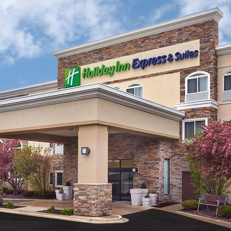 Holiday Inn Express & Suites Chicago-Libertyville By Ihg Buitenkant foto