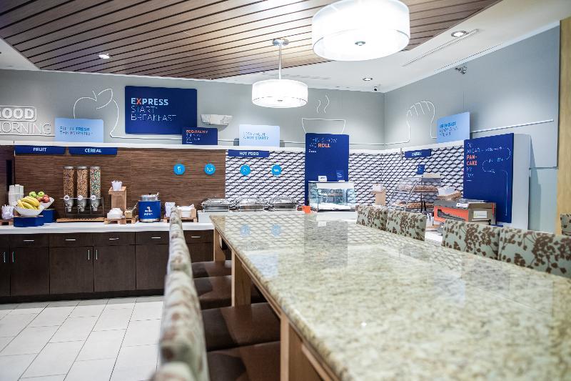 Holiday Inn Express & Suites Chicago-Libertyville By Ihg Buitenkant foto